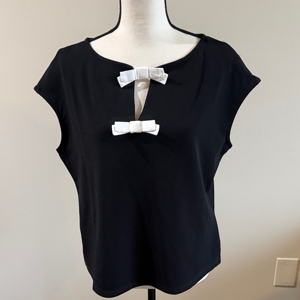RACHEL Rachel Roy Black Top with White Bow Accents